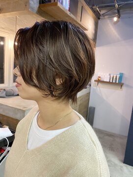 カルム(Calme) 【calme_watake】くせ毛風ショート