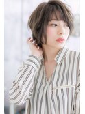 大人かっこいいグレイアッシュ束感ショートマッシュパーマa1
