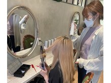 ポム ポイズン(PommE PoisoN)の雰囲気(コテやアイロン・スタイリング剤使い放題のポムアレンジ(¥500))