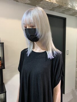 ペレ 渋谷(PELE) Y159_ウルフカット×裾カラー ブリーチ3回~