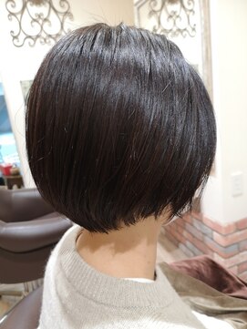 ルシードスタイル クリザンテーム 白髪染め/白髪ぼかし/ハイライト/カラー/ショート/ボブ