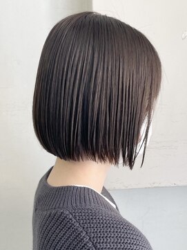 ヒビヲ 横浜西口店(HIBIO) ショートボブ切りっぱなしベージュカラーダブルカラー20代30代