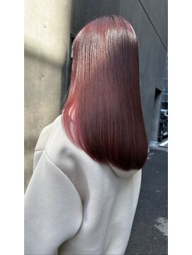 カイノ 南青山店(KAINO) 冬に映えるデザインカラー