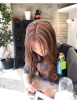 ヲタク(wotaku.) ピンクベージュカラーハイトーン透明感カラーくすみカラー暖色