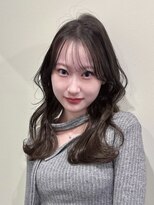 ユニコ(unico)&nbsp;韓国風/レイヤー/小顔/前髪カット/髪質改善/グレージュ/透明感