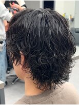 ノイセル 心斎橋(Noisyle)&nbsp;サーフカール×センターパート×海外ヘア×黒髪