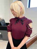 リヴ ウメダ(LIV umeda)&nbsp;ホワイトブロンド/ハイトーン/トリプルカラー【梅田】