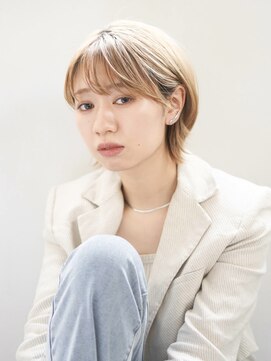 アムネシア 三軒茶屋(AMNESIA) ウルフ/レイヤーボブ/ハイトーンカラー/ブリーチ