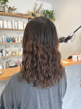 ルクワ(RUQWA) ロングパーマ