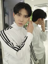 ノーム(NORME)&nbsp;センターパート/韓国メンズヘア/20代30代