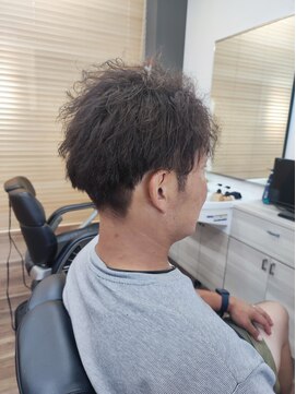 リルキャビン(Lilcabin) ツーブロック＋ツイストスパイラルパーマ