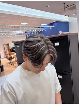 イオ(IO) シルバーハイライト