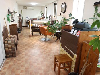 ガニャンガニャン(gagnant-gagnant.)の写真/髪質やクセ、ライフスタイルに合わせた提案が◎自宅でのお手入れ方法も丁寧にアドバイスしてくれるサロン♪