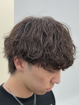 アウラ(AURA) 波巻きシャドウパーマメンズパーマフェザーパーマ