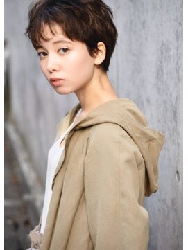 イーズ(e's) くせ毛もフィット!立体ショート