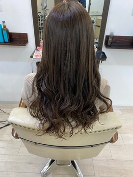 クラン 岡本(Chlan) 透け感ハイライトでオリーブカラー★