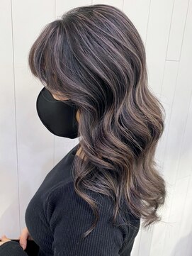 アイティーバイアルバム 八王子店(IT by ALBUM) ハイライトアッシュ_カーキグレージュマッシュショート_ba317452