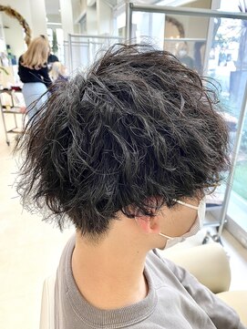 ニコラ(NICOLA) ツイストスパイラルパーマ