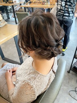 ヘアスタジオニコ(hair studio nico...) ルーズシニヨン