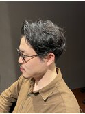ナチュラル くせ毛ショート ツーブロック 七三アップバング