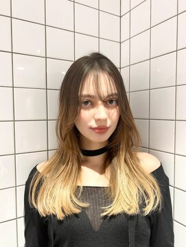 ルームバイシー 新宿(Loom. by Sea) 小顔に見える顔まわりカット×レイヤー【新宿/韓国ヘア】