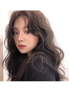 ソア バイ リコヘアーうるま(SOAR by lico hair Uruma) 韓国風ヘア. 髪質改善. レイヤーカット. 顔まわりカット