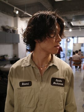 ヨー(Yoh-) 【サーフカール/阿部達哉】ミディアム/波巻き/スパイラルパーマ