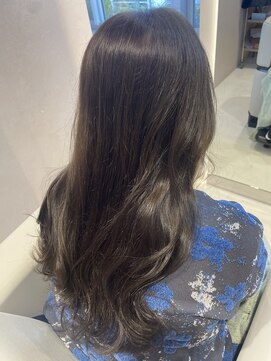 エムサロン ルームス(emusalon Room's) 【Rina】重たくならないアッシュベージュカラー