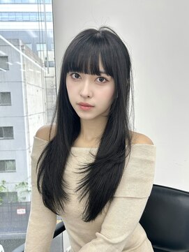 ユーフォリア 渋谷グランデ(Euphoria SHIBUYA GRANDE) レイヤーカット　顔まわりカット　暗髪