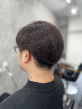 アールフォー 立石(R.4) 爽やかメンズスタイル