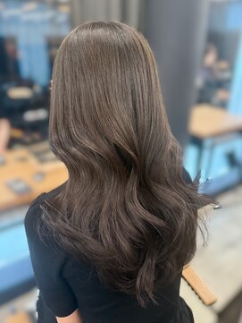 アリュウル 表参道(ALLURE) 赤み消しグレージュカラー×レイヤーカット◯伊藤