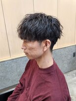 ニアウ 伊勢崎連取店(Niau)&nbsp;刈り上げマッシュ縦落ちツイストスパイラルパーマ