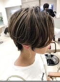 白髪ぼかしで上品ツヤショート