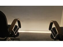 フィルム(film)の雰囲気（髪を整える時間も、ゆっくりと。）