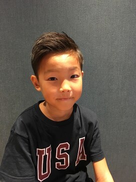 ネスタ ヘアー グラウンド(NESTA hair ground) 爽やかサッカー少年