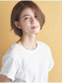 ふんわりハネるショートボブ