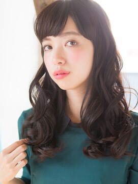 美容室フルール 大人女性らしい無造作くびれウェーブふわミディ　焼津/髪質改善