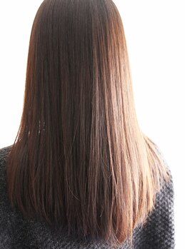 ヘアーメイクアール(HAIR MAKE R)の写真/【恵庭駅/駐車場有】気になるクセを抑えて、纏まる髪へ。部分縮毛矯正もできます◎