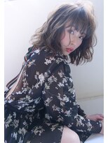 エミュスト(Emuest) 【Emuest心斎橋】くびれセミディ×ヘルシーレイヤー無造作カール