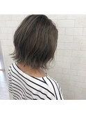 切りっぱなしボブ×ペールグレージュ
