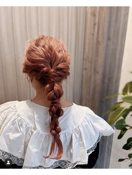 サラ キョウゴク トウキョウ(SALA KYOGOKU TOKYO) 編み込み