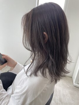 カットアンドトータルビューティ ヴァンキャトル(Cut&Total Beauty VINGT QUATRE) ハイトーン☆ミルクティーグレージュ