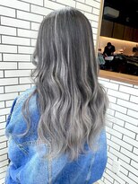 ラフ バイ マグ 南松本(R.A.F. by Mag)&nbsp;10代20代大人かわいいシルバーカラーシールエクステ