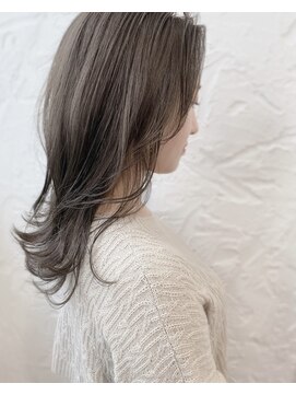 カモン(CAMON) [CAMON. ]#ショコラアッシュ#くびれミディ#ふんわりカール