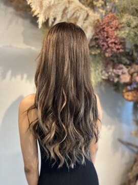 ナンバーサーティーン(No.13) ミルクティーベージュ