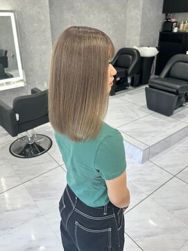 シーエスメイドバイシャチュー 京都店(CS made by SHACHU) アッシュベージュ