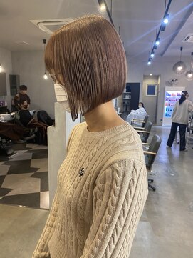 シェル 津山の手店(shel) 20代30代大人可愛い小顔前下がりボブ切りっぱなし艶髪