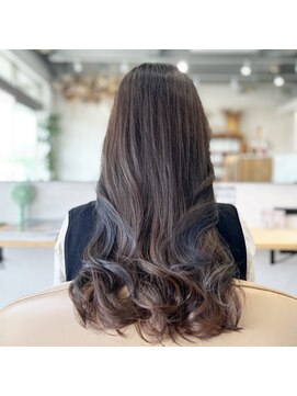 リラ(Lilla) くすみヘアカラー