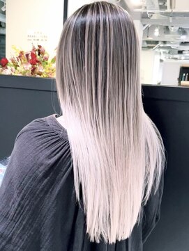 シオン(shion) ホワイトブロンドマロンベージュフェミニンロング_ba410361