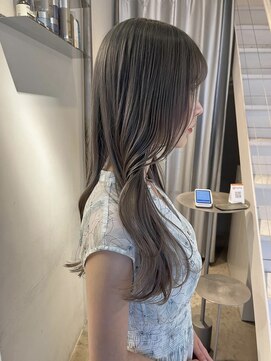 シキ 渋谷(siki) ベージュカラー/ブリーチなしダブルカラー/赤み消し/渋谷/原宿